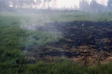 Под Киевом горит пять гектаров торфяников