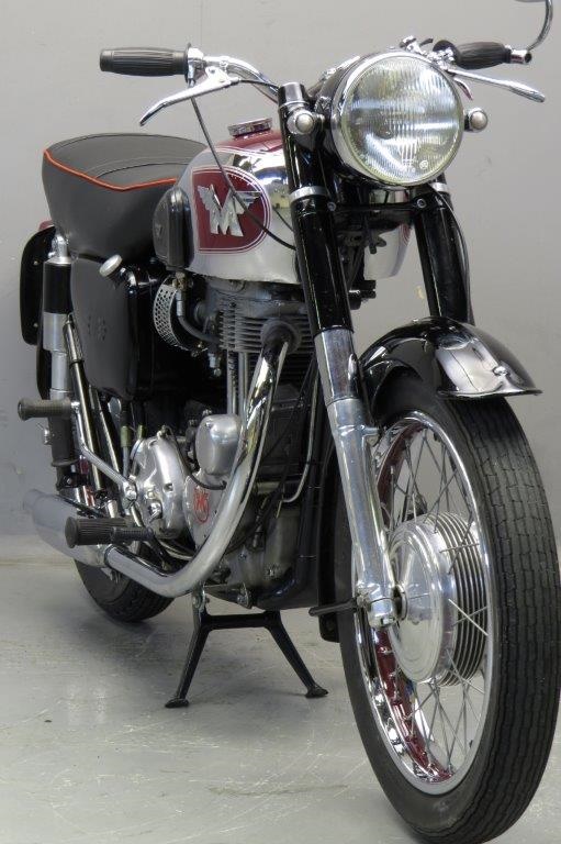 Старинный мотоцикл Matchless G3LS 1954