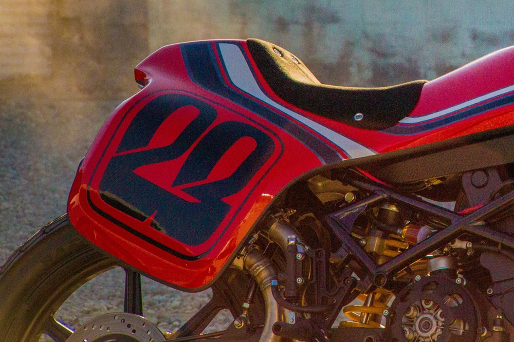 Алекс Эрл: Стрит-трекер Ducati